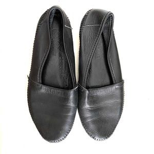 Minnetonka Black Leather Flats